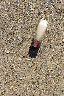 Kum doku eski paslı boş patron. Yaz plaj arka plan.