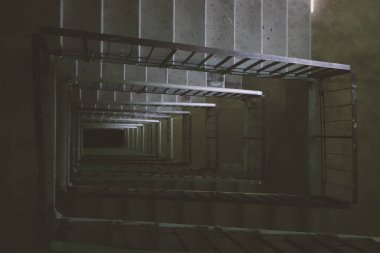 Merdiven arka plan uçuş. Yukarıdan aşağıya görünüm. Ev yürüyüşü yolu.