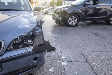 Alkol, uyuşturucu ve cep telefonu dikkat dağınıklığı çoğu trafik akışına neden olur