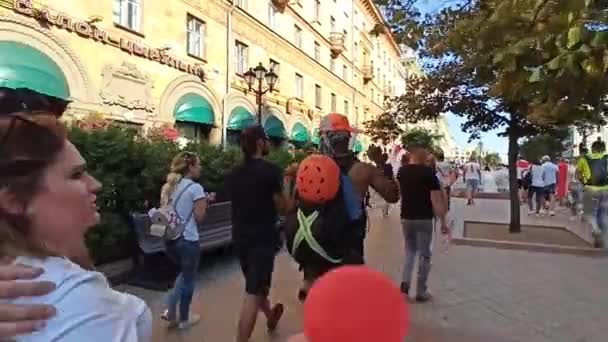 Protes oposisi terbesar di Minsk. — Stok Video