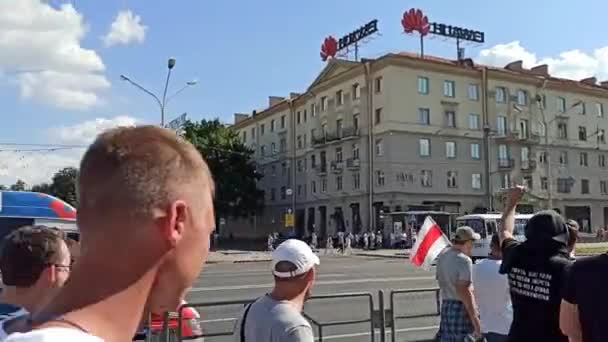 Největší opoziční protest v Minsku. — Stock video