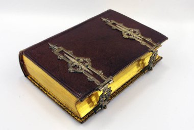 Altın yaldız ile eski deri kitap ve metal kapatma