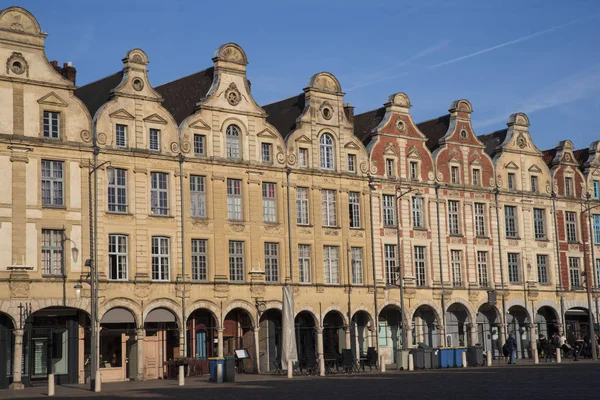 Facciate Delle Tipiche Case Medievali Fiamminghe Una Piazza Arras Francia — Foto Stock