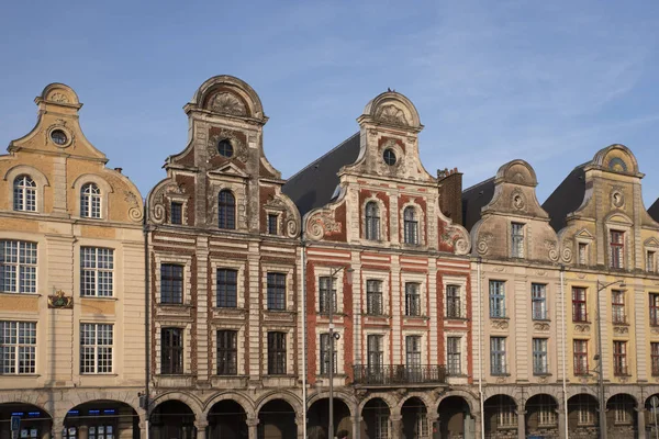 Elewacje Typowe Flamandzki Średniowieczne Domy Placu Arras Francja — Zdjęcie stockowe