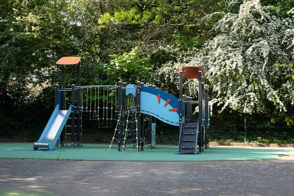 Aire Jeux Extérieure Colorée Pour Enfants — Photo