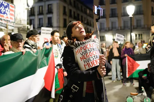 Десятки Людей Протестуют Время Демонстрации Против Вторжения Палестину Марта 2024 — стоковое фото