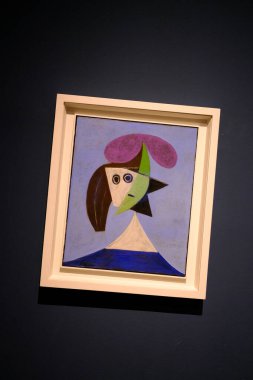 Madrid 'deki Caixa Forum' daki Sanat ve Doğa Sergisi, 3 Mart 2024, İspanya