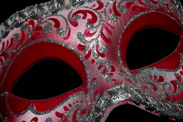 Mascarade Vénitienne Masque Billes Rouge Argent Sur Fond Noir — Photo
