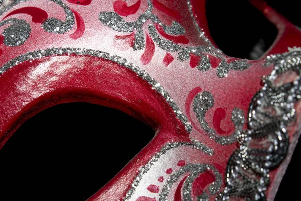 Venezianische Maskerade Rote Und Silberne Ballmaske Auf Schwarzem Hintergrund — Stockfoto