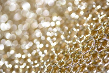 Yakın kadar olan altın kumaş zincir dikiş posta