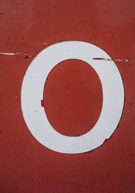 Sıkıntılı Durum Tipografisi ile Yazılan Kelimeler 0. 0 Numaralı Harf Bulundu