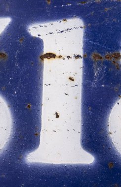 Sıkıntılı Durum Tipografisinde Yazılan Sözcükler Bir Numara Bulundu