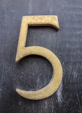 Sıkıntılı Durum Tipografisi 'nde Yazılı Sözcükler 5 Numara Bulundu