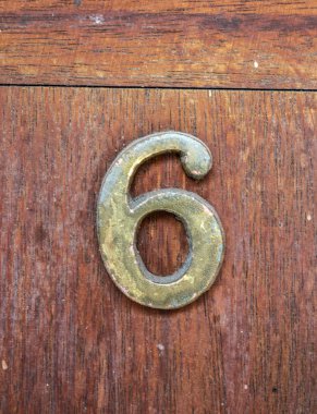 Sıkıntılı Durum Tipografisinde Yazılan Sözcükler Altı Numara Bulundu