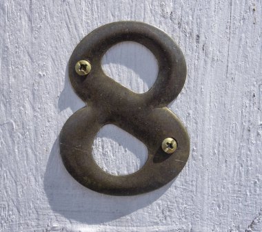 Sıkıntılı Durum Tipografisi 'nde Yazılı Sözcükler 8 Numara Bulundu