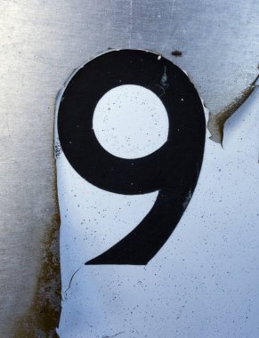 Sıkıntılı Durum Tipografisinde Yazılı Sözcükler 9 Numara Bulundu