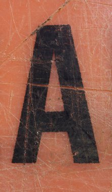 Sıkıntılı Durum Tipografisi ile Yazılan Sözcükler Bulundu Harf A