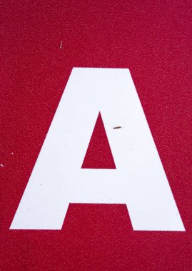 Sıkıntılı Durum Tipografisi ile Yazılan Sözcükler Bulundu Harf A