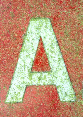 Sıkıntılı Durum Tipografisi ile Yazılan Sözcükler Bulundu Harf A