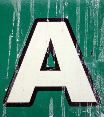 Sıkıntılı Durum Tipografisi ile Yazılan Sözcükler Bulundu Harf A