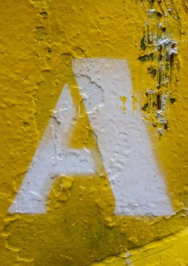 Sıkıntılı Durum Tipografisi ile Yazılan Sözcükler Bulundu Harf A