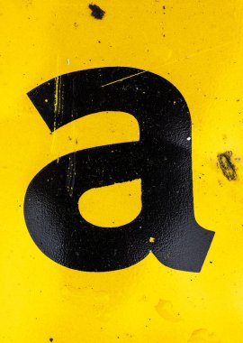 Sıkıntılı Durum Tipografisi ile Yazılan Sözcükler Bulundu Harf A