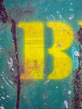 Sıkıntılı Durum Tipografisi ile Yazılan Sözcükler B Harfi Bulundu