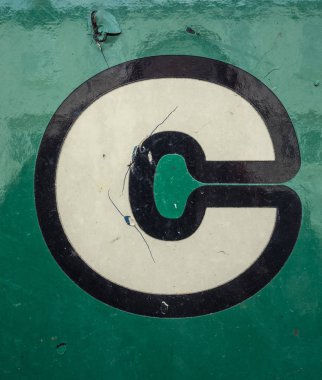 Sıkıntılı Durum Tipografisi ile Yazılan Sözcükler C Harfi Bulundu