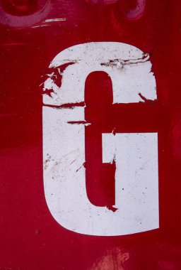 Sıkıntılı Durum Tipografisi ile Yazılan Sözcükler G Harfi Bulundu