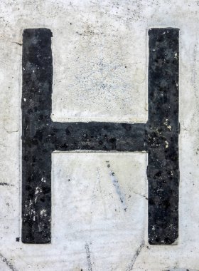 Sıkıntılı Durum Tipografisi ile Yazılan Sözcükler H Harfi Bulundu