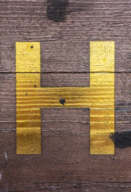 Sıkıntılı Durum Tipografisi ile Yazılan Sözcükler H Harfi Bulundu