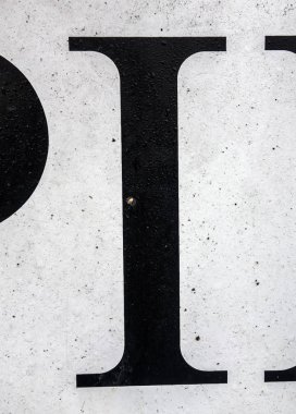 Sıkıntılı Durum Tipografisi ile Yazılan Sözcük I Mektubu Bulundu