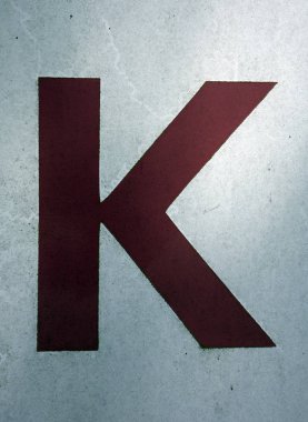 Sıkıntılı Durum Tipografisi ile Yazılan Sözcükler K Harfi Bulundu