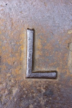 Sıkıntılı Durum Tipografisi ile Yazılan Sözcükler Bulundu L Harfi