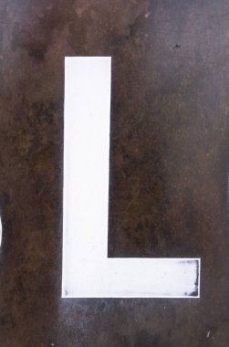 Sıkıntılı Durum Tipografisi ile Yazılan Sözcükler Bulundu L Harfi