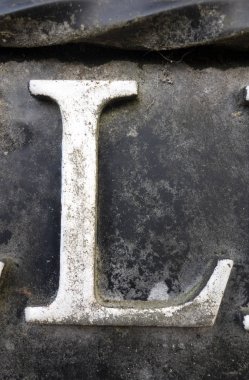 Sıkıntılı Durum Tipografisi ile Yazılan Sözcükler Bulundu L Harfi