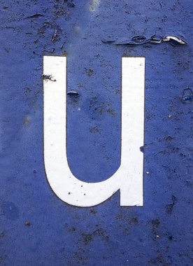 Sıkıntılı Durum Tipografisi ile Yazılan Sözcükler U Harfi Bulundu