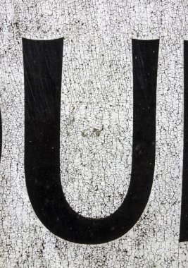 Sıkıntılı Durum Tipografisi ile Yazılan Sözcükler U Harfi Bulundu