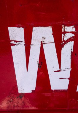 Sıkıntılı Durum Tipografisi ile Yazılan Sözcükler W Harfi Bulundu