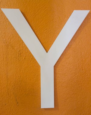 Sıkıntılı Durum Tipografisi ile Yazılan Kelimeler Y Harfi Bulundu