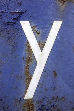 Sıkıntılı Durum Tipografisi ile Yazılan Kelimeler Y Harfi Bulundu