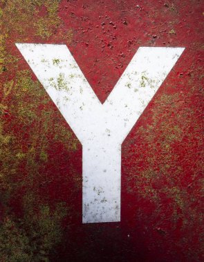 Sıkıntılı Durum Tipografisi ile Yazılan Kelimeler Y Harfi Bulundu