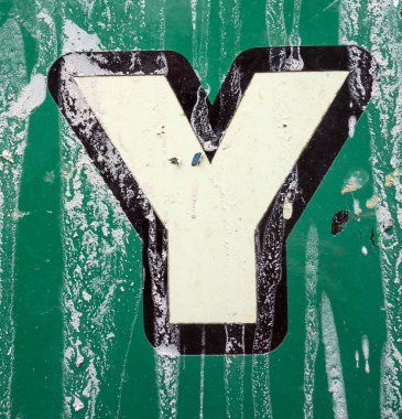 Sıkıntılı Durum Tipografisi ile Yazılan Kelimeler Y Harfi Bulundu