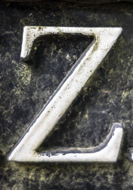 Sıkıntılı Durum Tipografisi ile Yazılan Sözcükler Z Harfi Bulundu