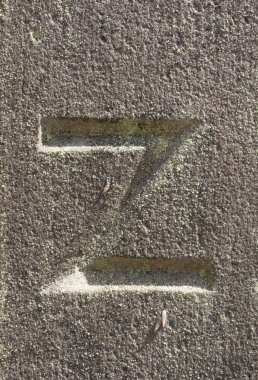 Sıkıntılı Durum Tipografisi ile Yazılan Sözcükler Z Harfi Bulundu