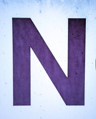 Sıkıntılı Durum Tipografisi ile Yazılan Sözcükler Bulundu N Harfi