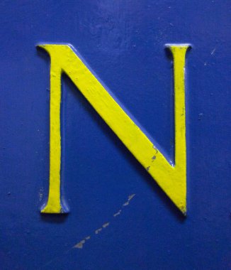 Sıkıntılı Durum Tipografisi ile Yazılan Sözcükler Bulundu N Harfi