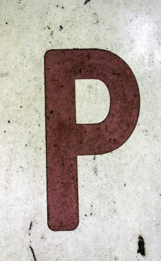 Sıkıntılı Durum Tipografisi ile Yazılan Sözcükler Bulundu P Harfi