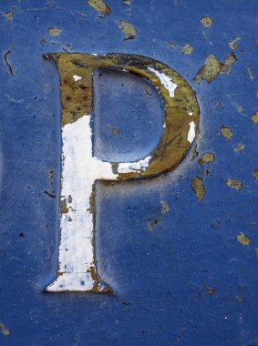 Sıkıntılı Durum Tipografisi ile Yazılan Sözcükler Bulundu P Harfi