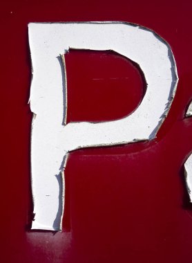 Sıkıntılı Durum Tipografisi ile Yazılan Sözcükler Bulundu P Harfi